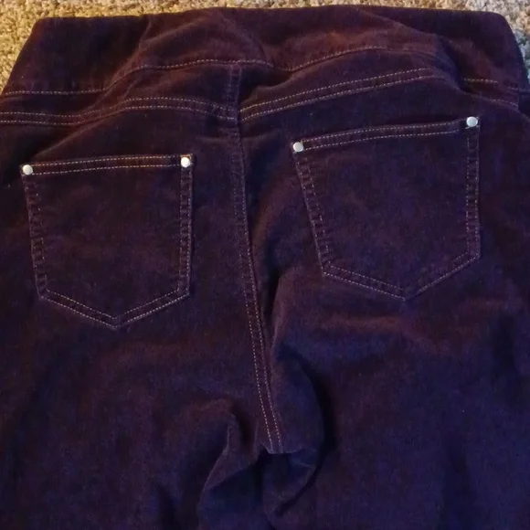 Van Heusen Corduroy Pants~Size 10~Dark Plum Color~Stretch - Picture 5 of 7